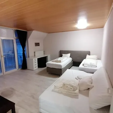 1 Apartment